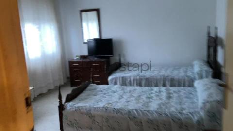 EDIFICIO CON GRAN POTENCIAL EN SAN VICENTE DO GROVE