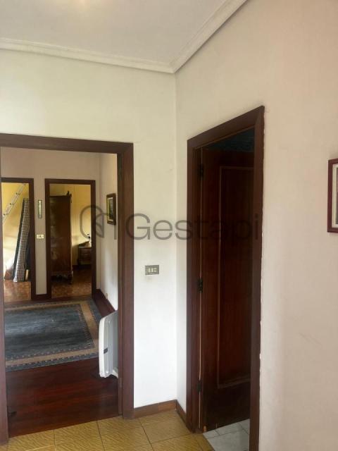 CASA UNIFAMILIAR EN BEMBRIVE VIGO