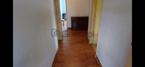 EDIFICIO CON GRAN POTENCIAL EN SAN VICENTE DO GROVE