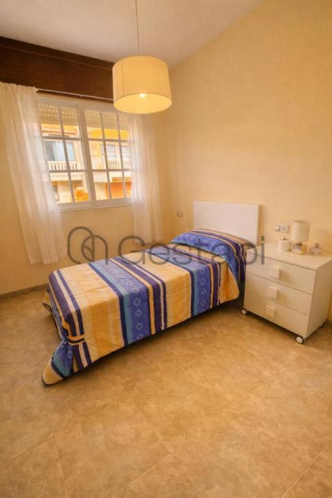CASA UNIFAMILIAR EN MONTALVO SANXENXO