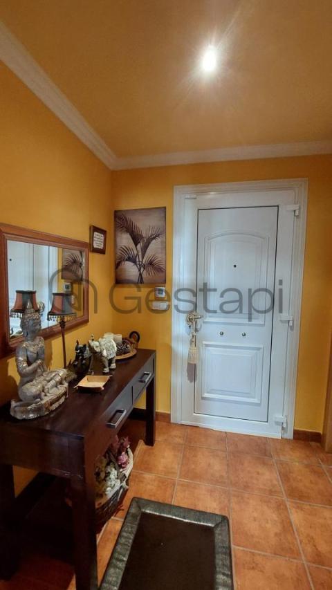CHALET ADOSADO EN MIRAFLORES SANXENXO