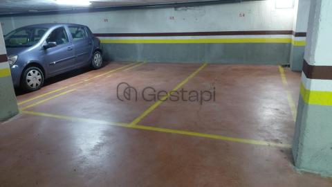 PLAZAS DE GARAJE EN C/ CASTELAO SANXENXO