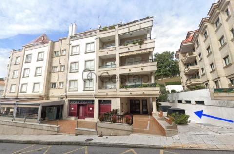 PLAZAS DE GARAJE EN C/ CASTELAO SANXENXO
