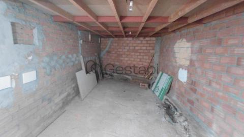 LOCAL COMERCIAL EN PUENTECESURES