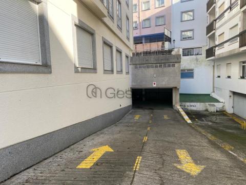 PISO 3 HABITACIONES C/ VIGO