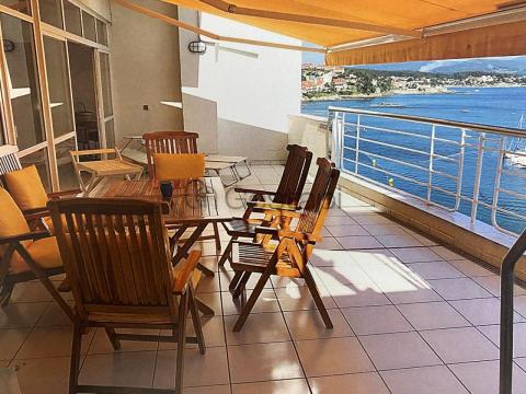 ATICO CON PISCINA EN SANXENXO