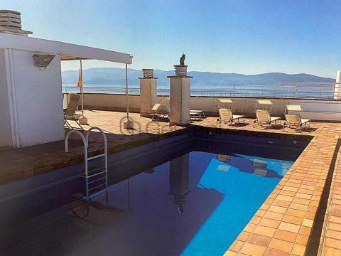 ATICO CON PISCINA EN SANXENXO