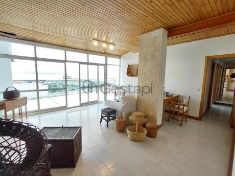 ATICO CON PISCINA EN SANXENXO