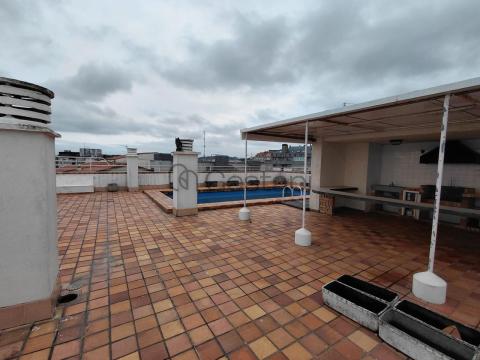 ATICO CON PISCINA EN SANXENXO