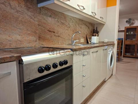 ALQUILER JULIO Y AGOSTO PISO 4 HABITACIONES CENTRO SANXENXO