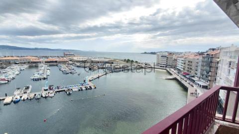 PISO 4 HABITACIONES CON VISTAS EN SANXENXO