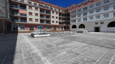 ÁTICO EN COMBARRO CON PLAZA PARA YATE Y ACCESO DIRECTO A LA PLAYA
